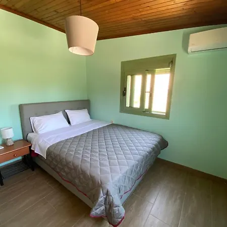 Holiday home Acrocorinthos House