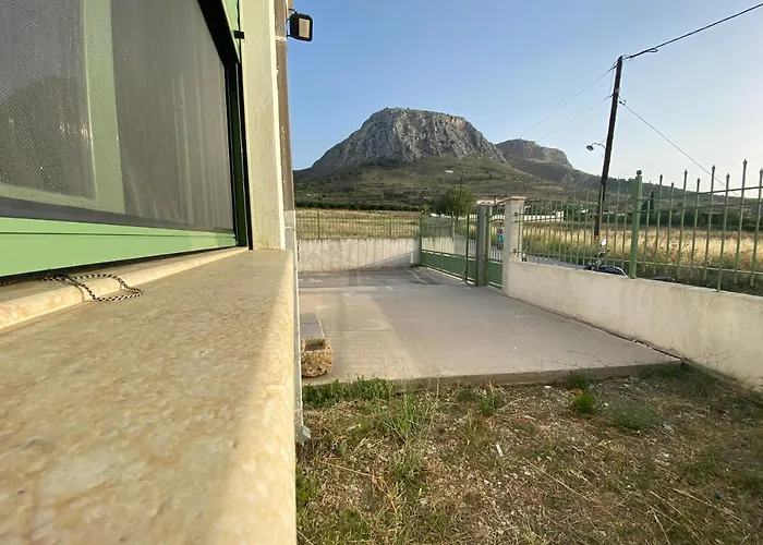 Casa de Férias Acrocorinthos House *